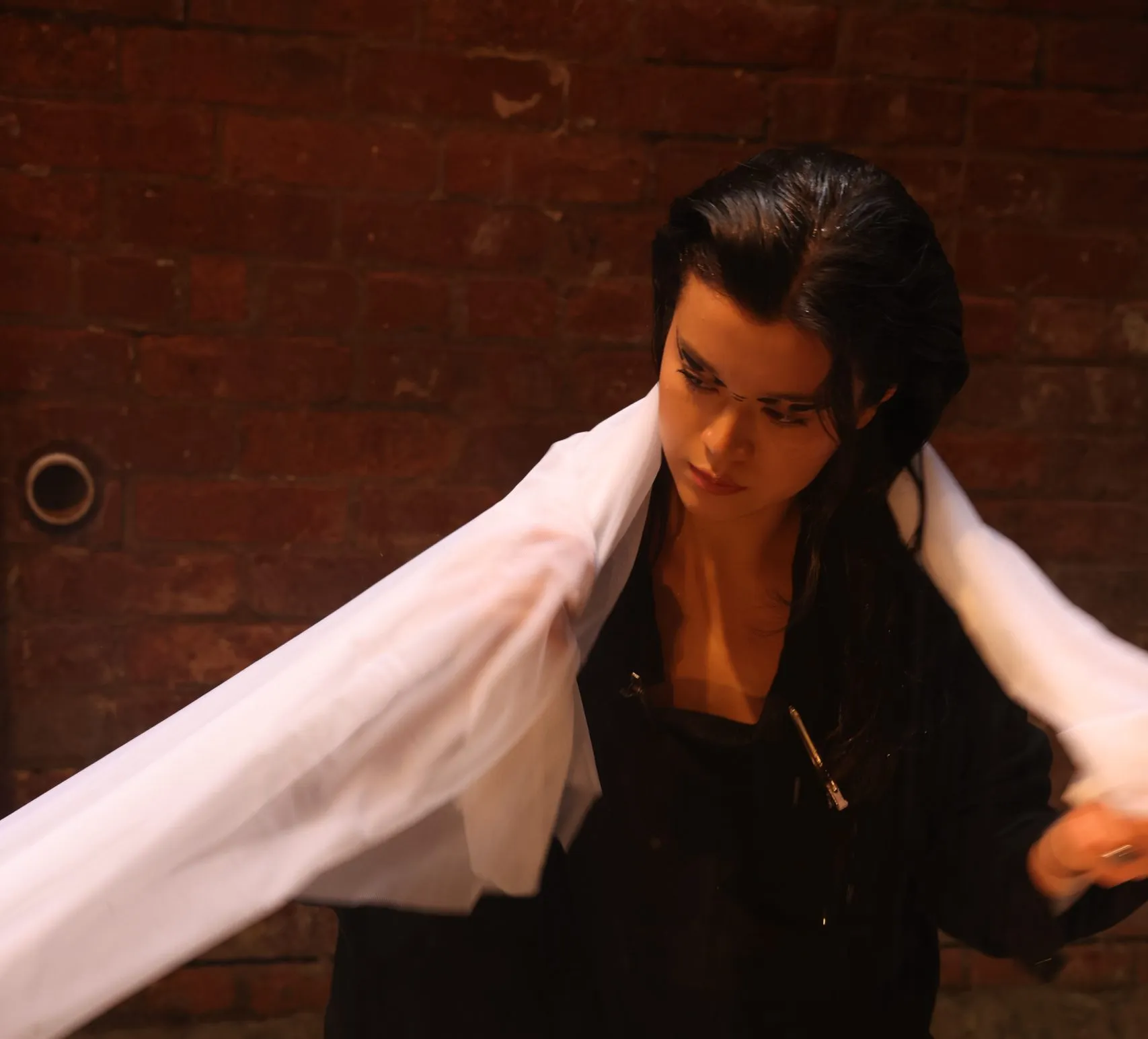 Magali Turns Long-Distance Heartache Into Neon-Charged Dancefloor Gold on ‘Come With Me’