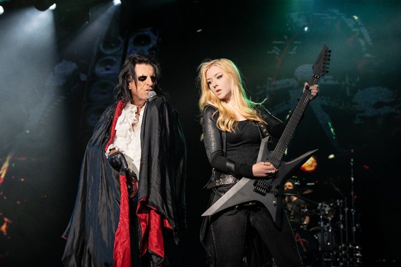 Alice Cooper Introduces New Guitarist Anna Cara